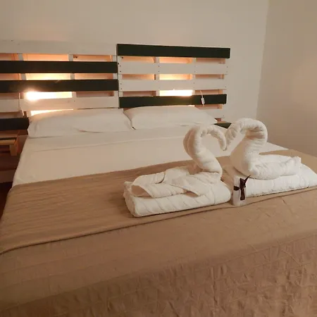 Twenty Seven Degrees Palmas Bed & Breakfast