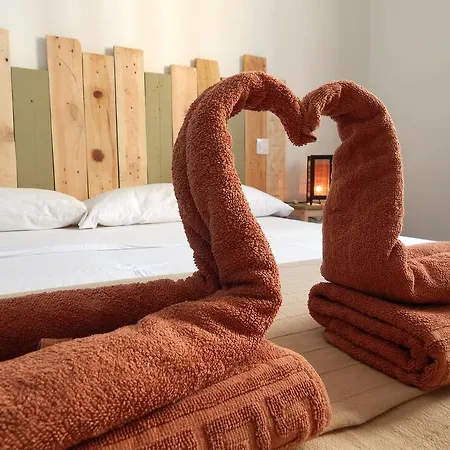 Twenty Seven Degrees Palmas